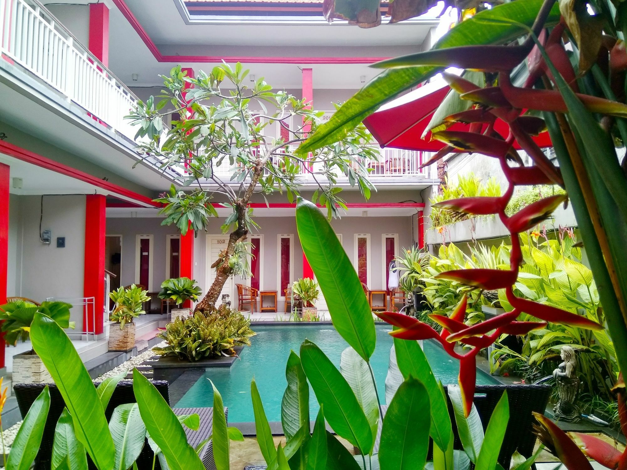 Angkul Angkul Beach Inn Kuta By Kamara Luaran gambar